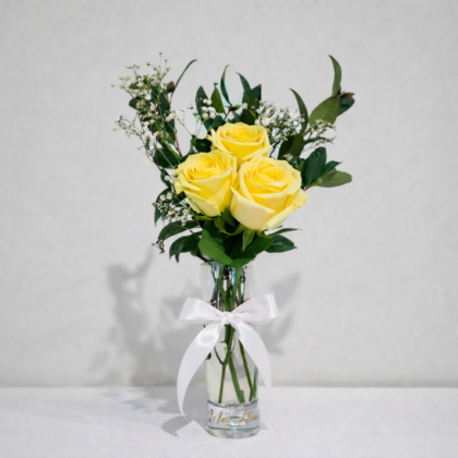 Sunshine Elegance – 3 Yellow Roses in Glass | Nola Flowers